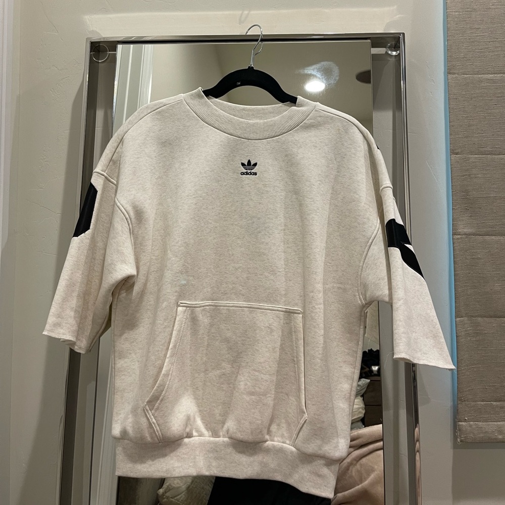 Adidas Sweatshirt